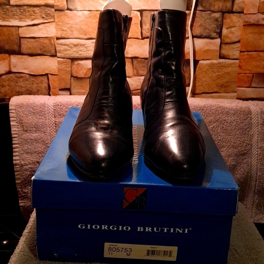 Cuban heel  boots